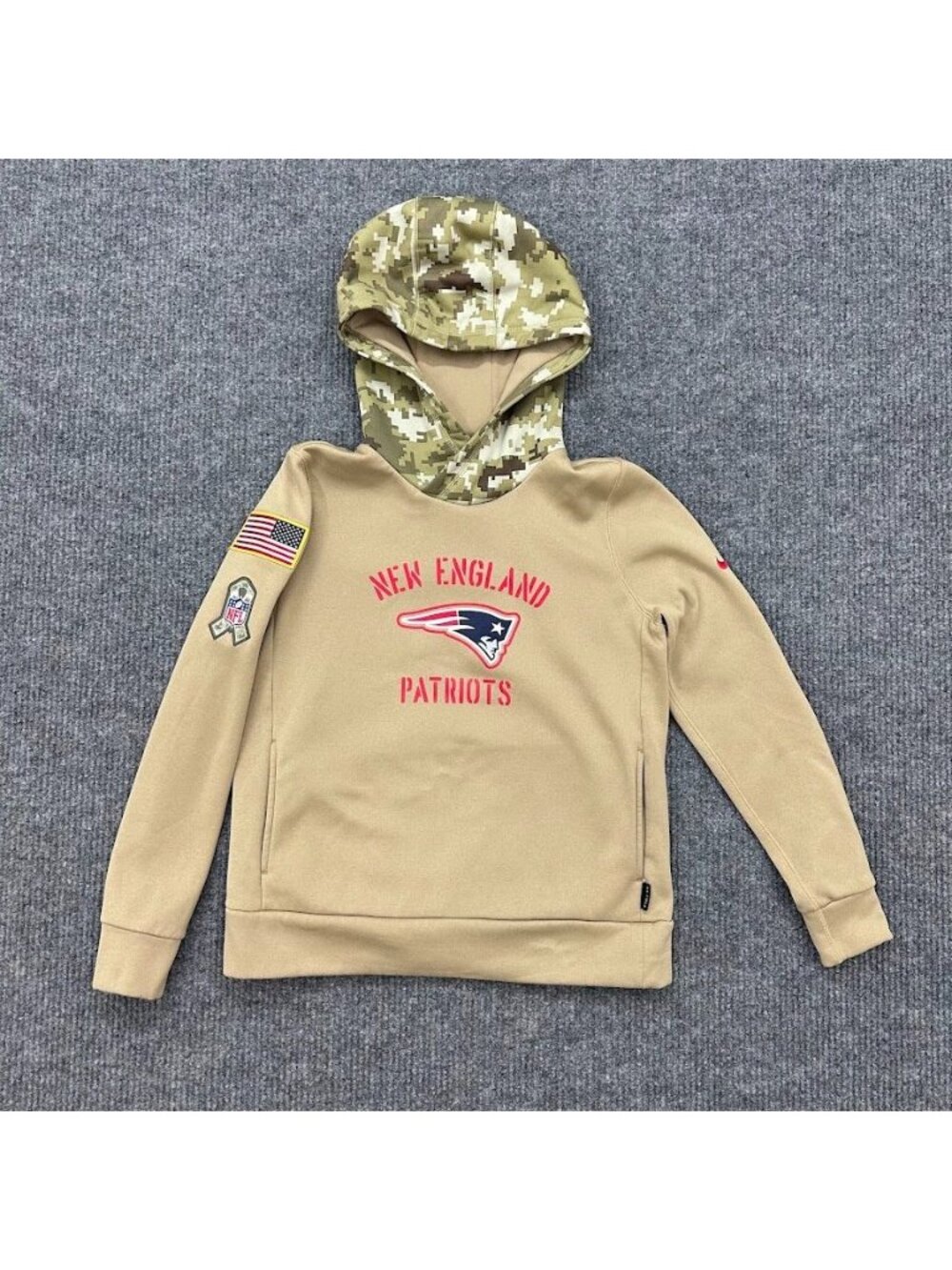 Nike New England Patriots Salute To Service Hoodie AT7826-297 Womens size Medium
